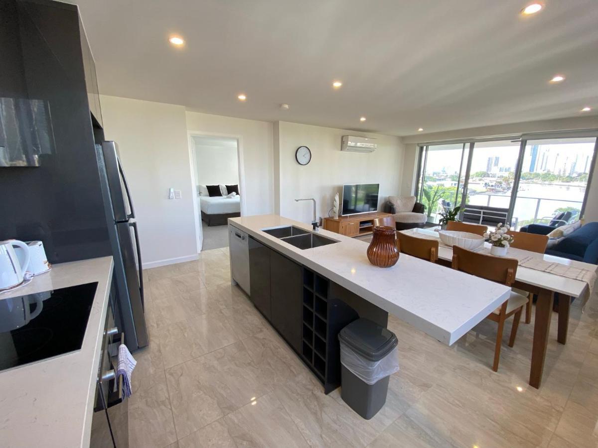 Serenity Surfers Paradise Голд-Кост Екстер'єр фото